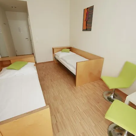 Hotel Restaurant Red 3*